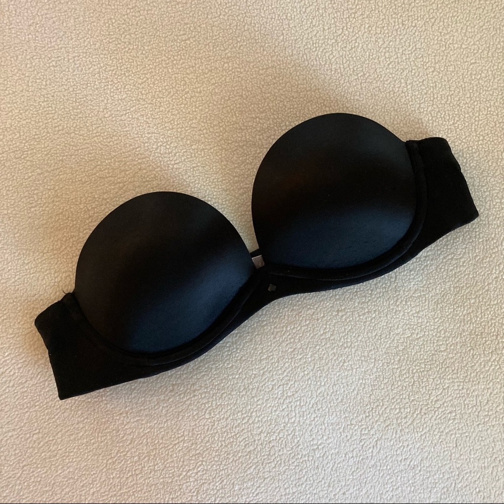 Victoria’s Secret Strapless Push-up Bra